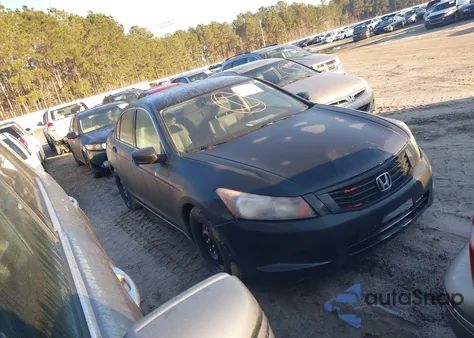 2011 Honda Accord 2.4 Lx z USA, uszkodzony, nr VIN 1HGCP2F33BA022630